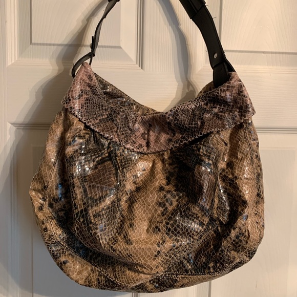 Purses - Picture 5 of 6